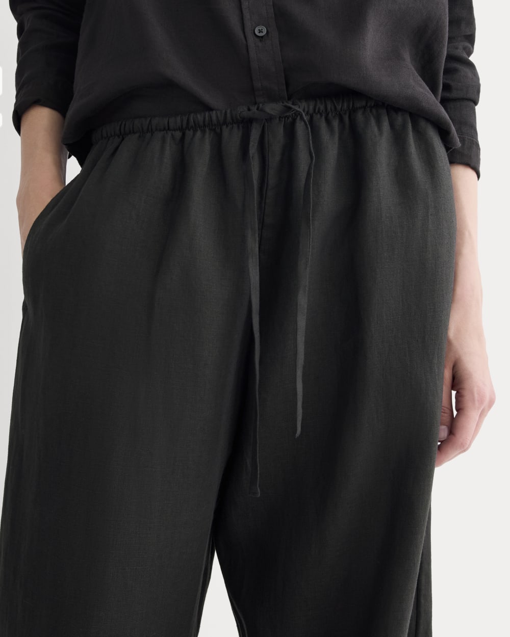 The Drawstring Pant in Linen