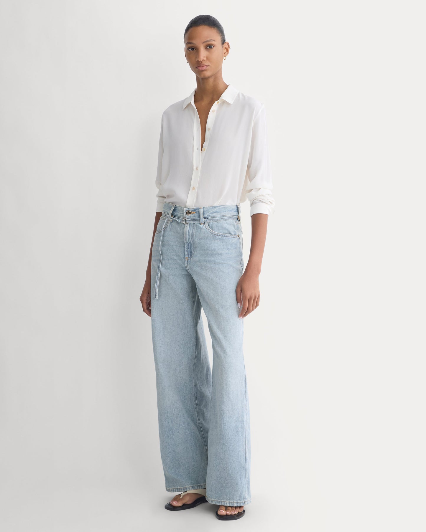 Lightweight Loose Wide-Leg Jean