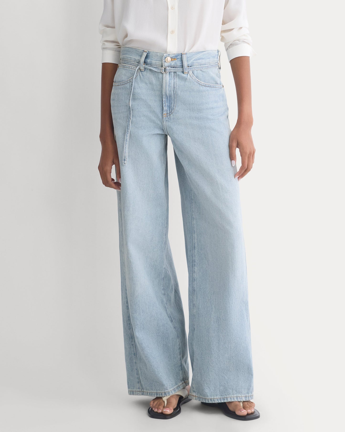 Lightweight Loose Wide-Leg Jean