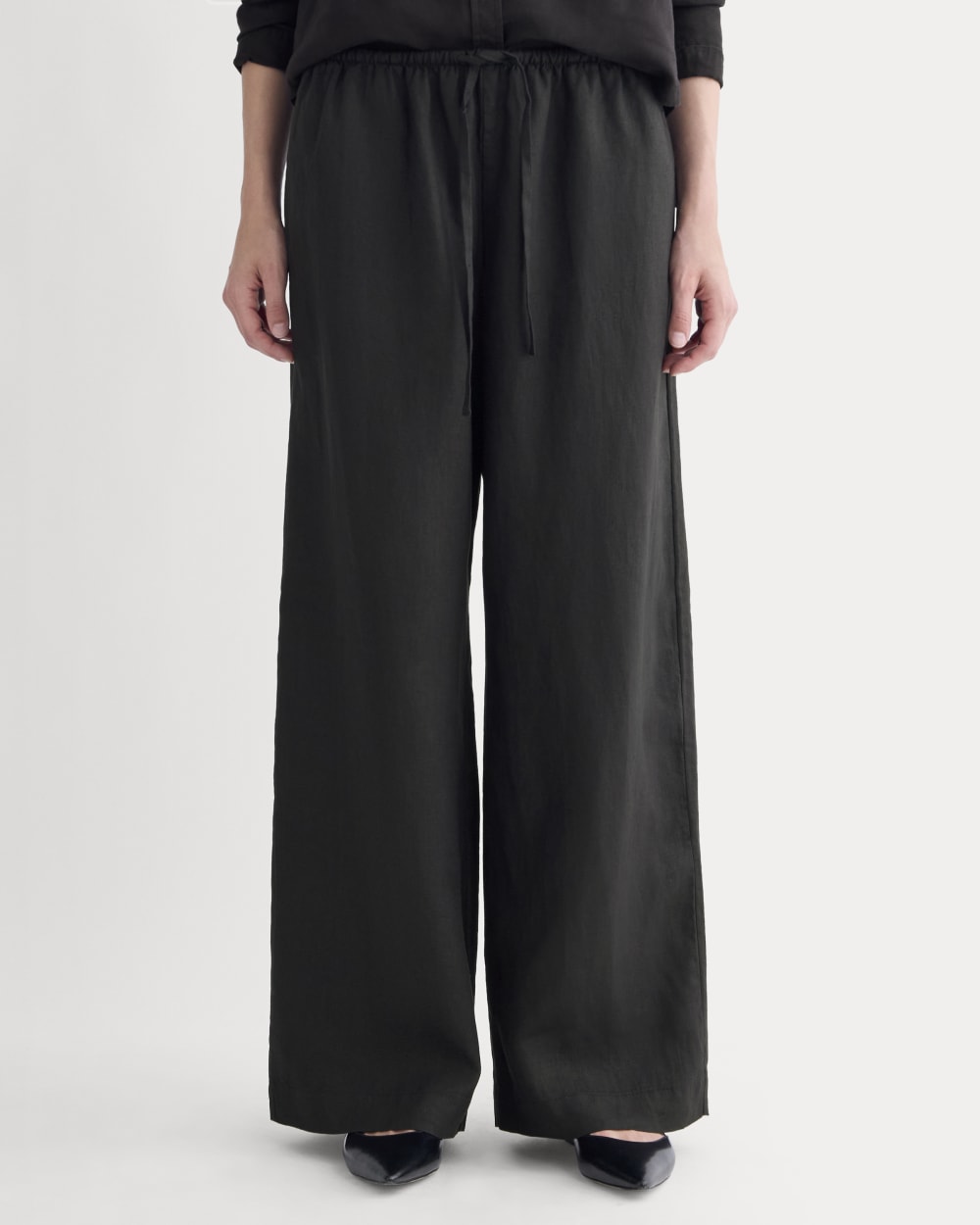 The Drawstring Pant in Linen